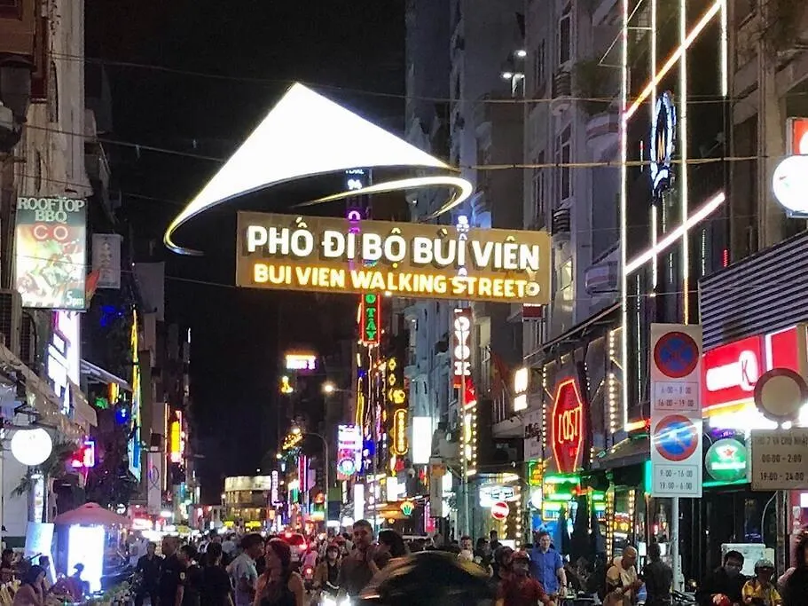 Spacious & Balcony - Walkable To Highlight Spots - Near Cong Coffee Ho Chi Minh City 0*,  Vietnam