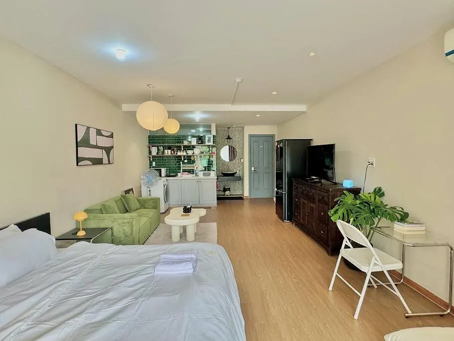 Apartment Spacious & Balcony - Walkable To Highlight Spots - Near Cong Coffee Ho Chi Minh City Vietnam