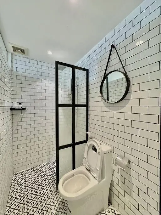 Spacious & Balcony - Walkable To Highlight Spots - Near Cong Coffee Хошимин Апартаменты